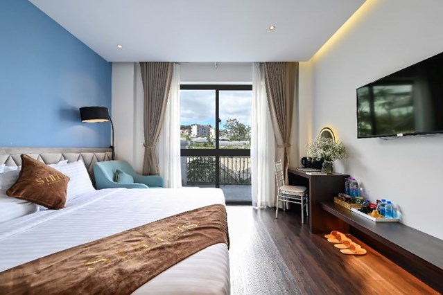 Deluxe Double City View